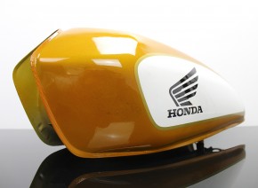 Painted Cafe-Racer Fueltank, Honda-Style, universal, ca. 2,4gal